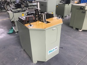 <span class=keywords><strong>Machine</strong></span> à sertir d'angle synchrone, profil en <span class=keywords><strong>aluminium</strong></span>, sertisseuse d'angle lourde - Product Image 2