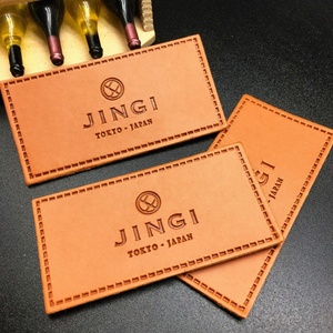 Hot Stamping Custom Logo Reliëf Echt Leer Label Patches Voor Jeans En Tassen, Lederen Patches, Reliëf Lederen <span class=keywords><strong>Patch</strong></span>