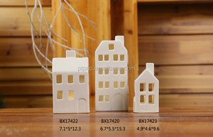 Nordic Villa Christmas Decor Santa Claus Hyg Ceramic House avec LED Candle Lampshade Xmas Gift Box Alimentation CC alimentée par batterie - Product Image 3