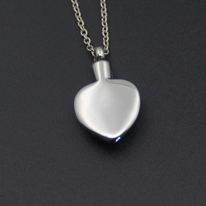 <strong>Filigree</strong> Sideways <strong>Heart</strong> Keepsake <strong>Pendant</strong>