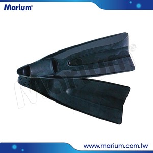 Long Blade Closed Pockets For Quick Draining Underwater Diving Fins - Product Image 4