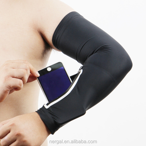 Fabrik preis Hot Sell versteckte Tasche Elastic UV Sun screen Langarm Telefon Armband Sport Radfahren <span class=keywords><strong>Arm</strong></span> Ärmel für Frauen Männer - Product Image 1