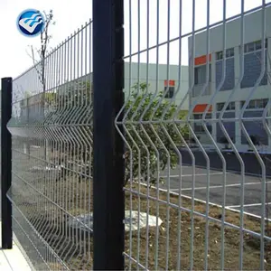 Hot galvanized PVC coated decorative curve welded iron wire lightweight garden fencing