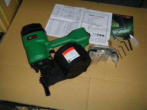 Cloueuse à air comprimé APLUS C-100PA 100 mm PALLET AIR COIL NAIL GUN LONGUEUR DE 2,5 mm à 3,3 mm PUISSANCE DE PERÇAGE 101,75 Ft-lb - Product Image 4