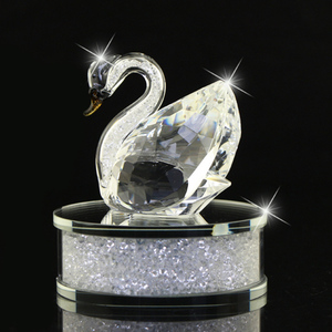 K9 cisnes <span class=keywords><strong>perfume</strong></span> decoración del coche de cristal de regalo de San Valentín - Product Image 2