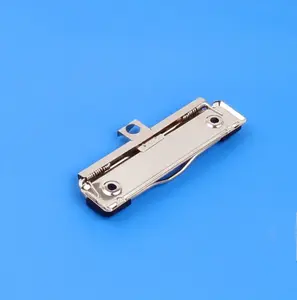 Hot sale desain baru besi papan klip dengan pen holder clip 120mm 110mm untuk kertas pengikat