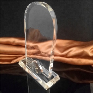 Promoción al por mayor óptica clara arco blanco escudo premios de cristal trofeo de cristal con Base de recompensas - Product Image 4
