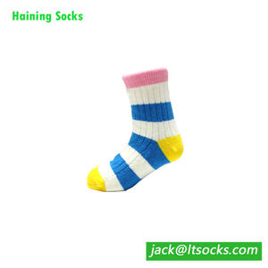 Calzini per bambini di vendita <span class=keywords><strong>a</strong></span> <span class=keywords><strong>righe</strong></span> ecologiche per bambini all'ingrosso di moda - Product Image 4