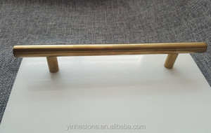 Bandeja de plato de servir con asas de oro de piedra de mármol blanco - Product Image 2