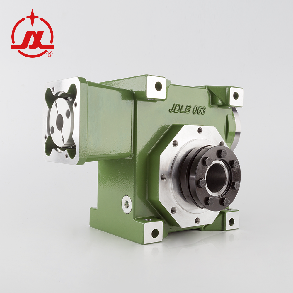 Handcranked generator speedincreasing gear box gearbox windhydraulic