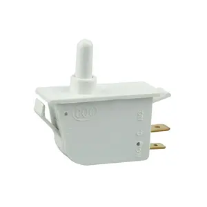 Refrigerator door lamp push button switch