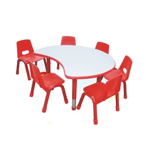 Los niños mesa y silla de jardín de infantes de la guardería muebles preescolar guardería los niños de plástico de silla
