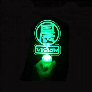 Acrylique Imprimé Par Logo Adapté Aux Besoins du client LED Acclamations <span class=keywords><strong>Color</strong></span>é Concert Conduit Bâton Lumineux - Product Image 5