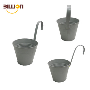 Colorido hierro maceta balcón jardín maceta plantadores <span class=keywords><strong>colgantes</strong></span>, cubos de <span class=keywords><strong>flores</strong></span> de metal - Product Image 4