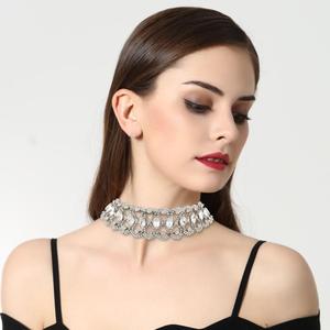 <span class=keywords><strong>Collar</strong></span> de Gargantilla de Cristal con Flores Punk de Lujo 2018, <span class=keywords><strong>Collar</strong></span> de Cadena Dorada y Plateada para Mujer, Joyería de Gargantilla para Boda - Product Image 2