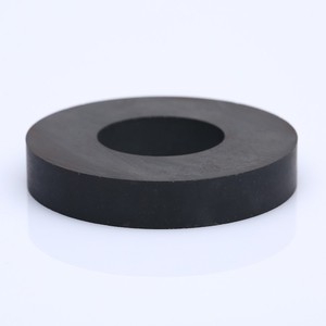 Niedriger Preis Ferrit <span class=keywords><strong>Magnet</strong></span> Hersteller China Permanent Y10T Ferrit <span class=keywords><strong>Ring</strong></span> <span class=keywords><strong>Magnet</strong></span> <span class=keywords><strong>Radial</strong></span> Magneti sierung - Product Image 6