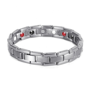 Braccialetto Magnetico Terapeutico in Acciaio Inossidabile Lucidato a Specchio con Energia Positiva e Charm Energetico Scalare, Accessorio <span class=keywords><strong>Moda</strong></span> Unisex - Product Image 2
