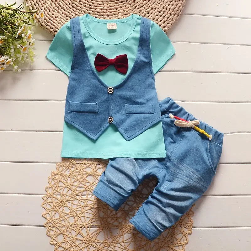 Hao Baby Summer Korean ChildrenのClothing Boy Short Sleeve Suit 0-4歳Baby Fashion Casual ChildrenのClothing Wholesale