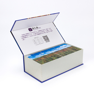 custom luxury rigid gift box with magnetic closure magnet box packaging