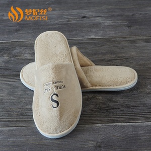 El cliente de <span class=keywords><strong>la</strong></span> super suave gris desechables zapatillas de <span class=keywords><strong>hotel</strong></span> <span class=keywords><strong>venta</strong></span> al por mayor - Product Image 1