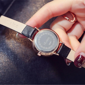 >>> Di nuovo Modo Semplice Donne Orologi Al Quarzo Ragazza Fortunata <span class=keywords><strong>Orologio</strong></span> Signore <span class=keywords><strong>Orologio</strong></span> <span class=keywords><strong>Da</strong></span> <span class=keywords><strong>Polso</strong></span> Per Il Regalo - Product Image 5