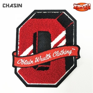 Aanpasbare 3d Chenille Geborduurde Universiteit Brief Patches Pu Stof Naai-On Stijl Voor Jassen - Product Image 3