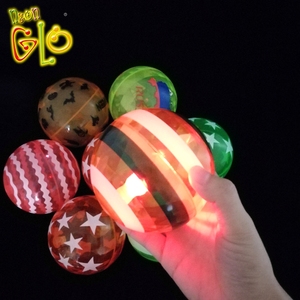 Nuovo Design promozionale LED Bouncy <span class=keywords><strong>Ball</strong></span> TPU materiale giocattolo palla che rimbalza lampeggiante LED caratteristiche personalizzabili Logo stampa palla