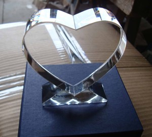 Nuovo premio trofeo di cristallo a forma di cuore vuoto k9 2023