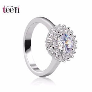 Teemi al por mayor comunes Hearts & Arrows Perfect Cut lujo CZ Tiny anillo de dedo Mujeres - Product Image 1