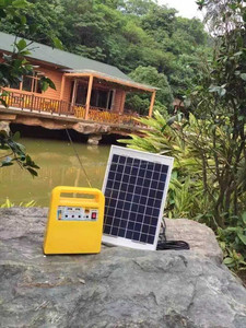 2015 10 <span class=keywords><strong>W</strong></span> / 7Ah DC kit solar sistema de energía solar con reproductor de MP3 y radio, 10 en 1 cargador del teléfono móvil - Product Image 2