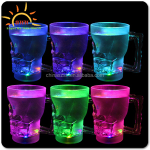 18 Ounce Plastic LED <strong>Skull</strong> Beer Cup Custom Led <strong>Flashing</strong> Cup Made in China