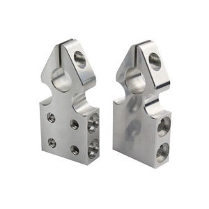 Produk China CNC Spare Parts Kustom Aluminium Otomotif Baterai Terminal Konektor - Product Image 2