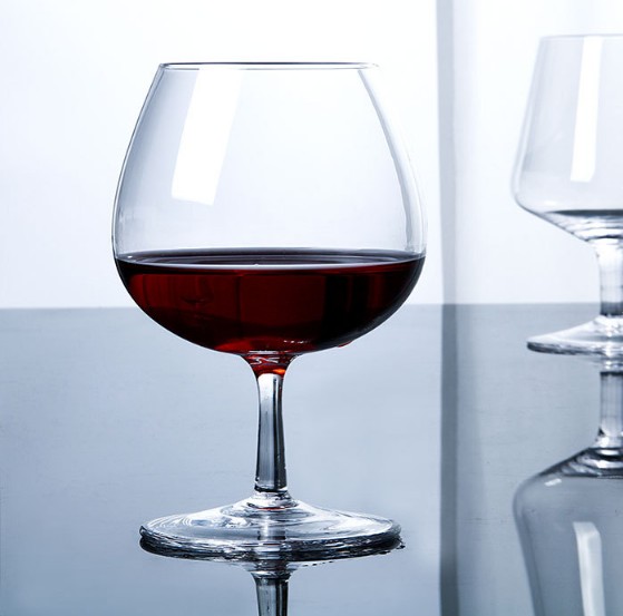 Hot Sale Elegant Stemware Glass Round Wine Glasses Brandy Glass With Stem