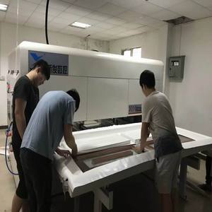 Machine automatique de laminage <span class=keywords><strong>à</strong></span> chaud sous vide pour portes en bois <span class=keywords><strong>avec</strong></span> film PVC et une palette - Product Image 5