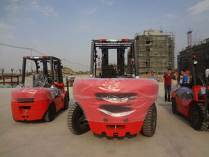 Su buena elevación ayudante tenedor elevador 7000kg diesel carretilla elevadora <span class=keywords><strong>7T</strong></span> carretilla elevadora Diesel - Product Image 4