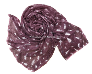 Elegante estilo lazo teñido pluma patrón viscosa bufandas al por mayor - Product Image 3