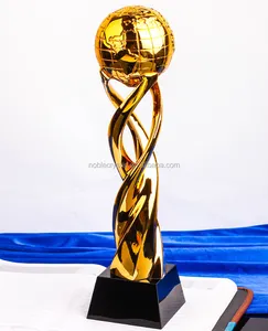 New Design Resin Gifts Gold Color Globe Resin Trophy Awards