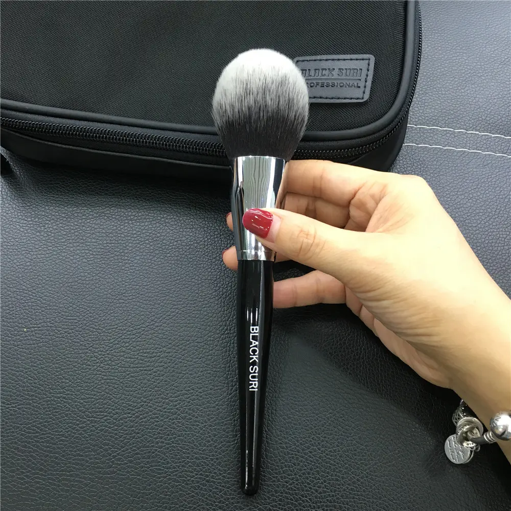 BLACKSURI Single Oval Makeup Brush, Synthetic Powder Brush For Makeup custom logo wholesale