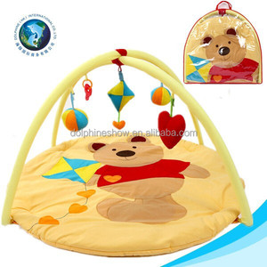 Colchoneta <span class=keywords><strong>de</strong></span> <span class=keywords><strong>gimnasio</strong></span> con juguete <span class=keywords><strong>de</strong></span> peluche <span class=keywords><strong>para</strong></span> bebé, colchoneta <span class=keywords><strong>de</strong></span> <span class=keywords><strong>gimnasio</strong></span> con diseño <span class=keywords><strong>de</strong></span> animales, plegable, con dibujos <span class=keywords><strong>de</strong></span> animales, venta al por mayor - Product Image 2