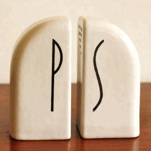 Thủ Công Vuông Trắng Cặp Muối Và Hạt Tiêu Đặt Gốm Dễ Thương Muối Và Hạt Tiêu Shaker Gốm Tiêu Hầm - Product Image 2