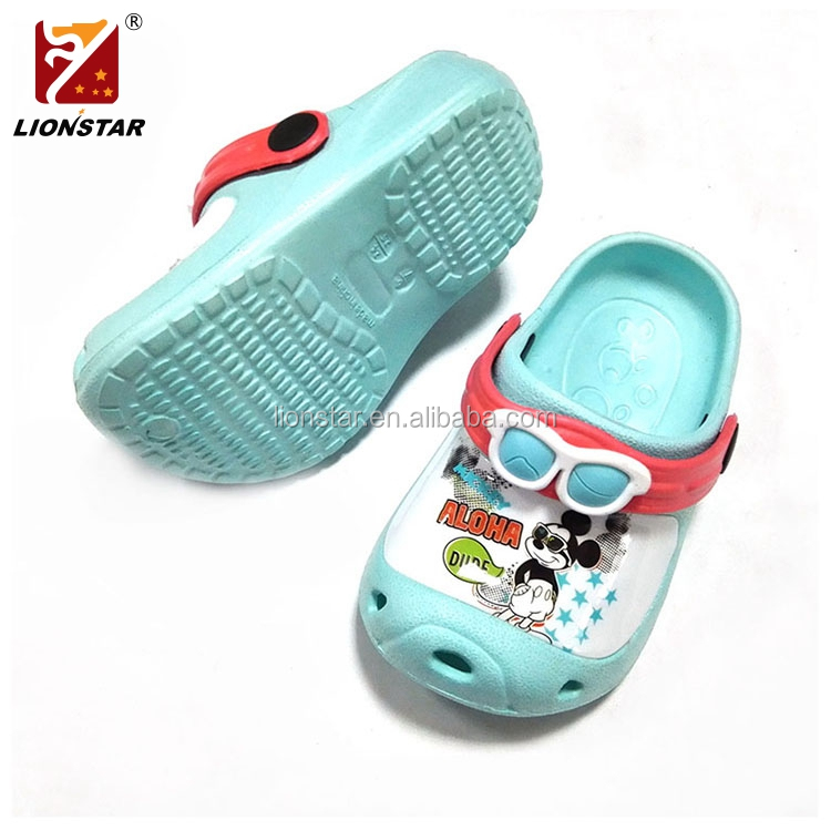 Детская обувь с героями мультфильмов