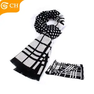 Professional Factory Fashionable Style Men Scarf Plaid Black Tassels Brushed Long Scarf Custom Viscose Winter Scarf For Men