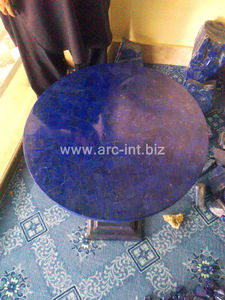 Table basse de luxe en lapis lazuli bleu pierre précieuse minérale en jade naturel sculptée et polie - Product Image 2