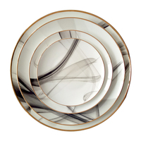 Assiette en porcelaine fine à motif de peinture à l'encre pour la vente en gros, idéale pour les mariages et la location de restaurants