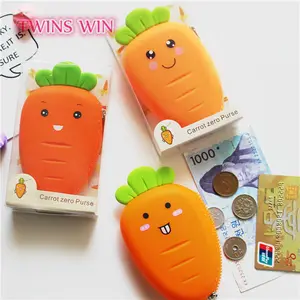 Korea New Arrival 2018 new design custom lovely silicone coin wallet Carrot shaped case mini purse
