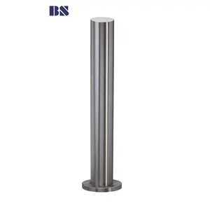 Hot Selling Traffic Barrier Parking Steel Stainless Bollard Post for Roadway Safety