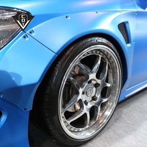 Nouveaux kits de carrosserie large pour CLA, passages de roues FRP, ailes au design féerique avec clips pour Mercedes-Benz CLA W117, installation par clips. - Product Image 2