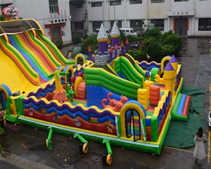 Tamaño personalizado 20*12 gigante inflable <span class=keywords><strong>de</strong></span> dibujos animados <span class=keywords><strong>castillo</strong></span> con tobogán <span class=keywords><strong>de</strong></span> trampolín y escalada en roca. - Product Image 2