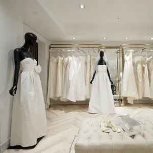 Factory Outlet Preis Benutzer definierte Großhandel Hochzeits kleid Holz Vitrine für Einkaufs zentrum