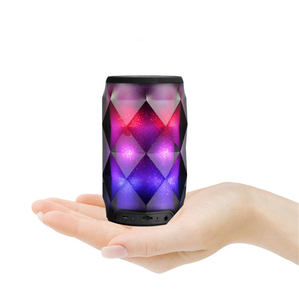 Haut-parleur portable d'extérieur Haut-parleur sans fil à lumière LED Caisson de basses Plusee <span class=keywords><strong>4</strong></span> <span class=keywords><strong>Mini</strong></span> Haut-parleur BT - Product Image 3